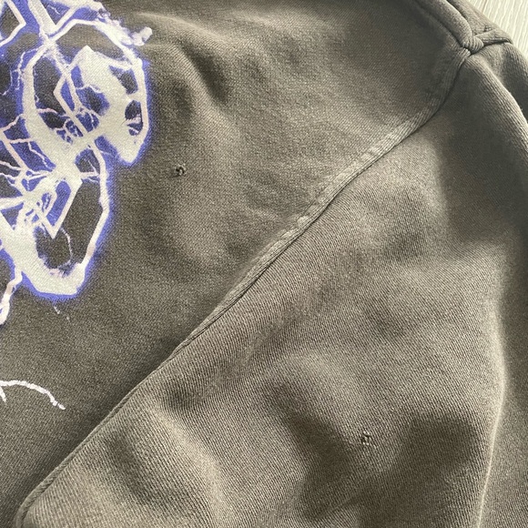 Dark Gray Darc Sport Hoodie with Wolves and Lightning Design - Size Large - Picture 4 of 5